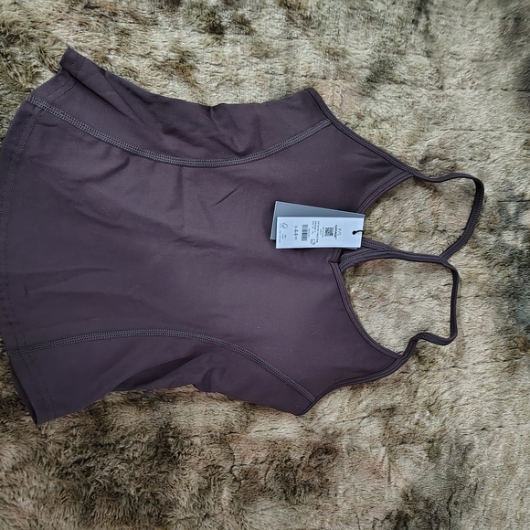 Garage Soft Active Y-Back Tank With Matching Booty Shorts - Picture 2 of 5